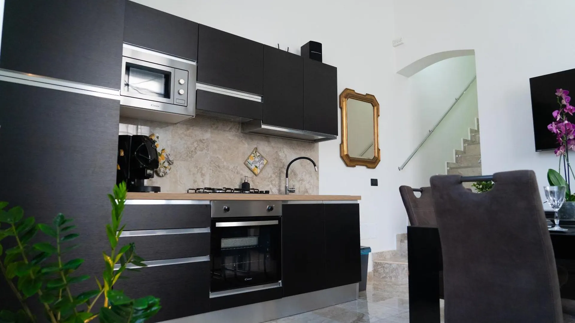 بيت للعطل فيلا The House Tre Punto Zero كاتانيا